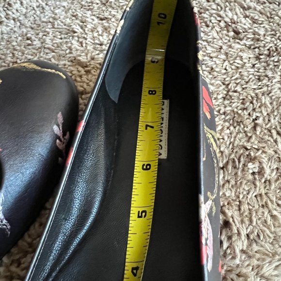 Balenciaga Women's Black Floral Leather Ballet Flats - Picture 12 of 12